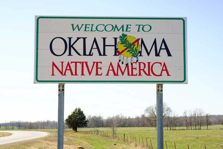 Welcome to Oklahoma sign